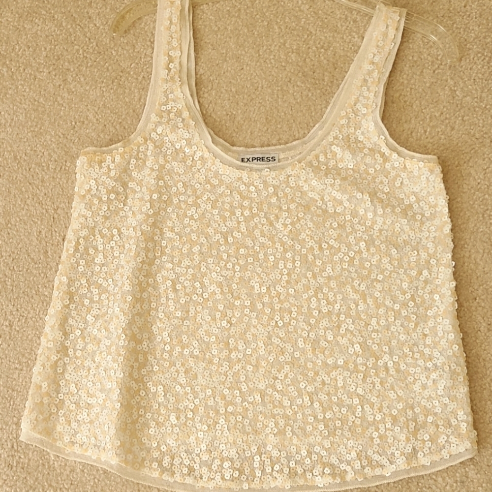 XSmall Taupe and White Doodads, Express Crop